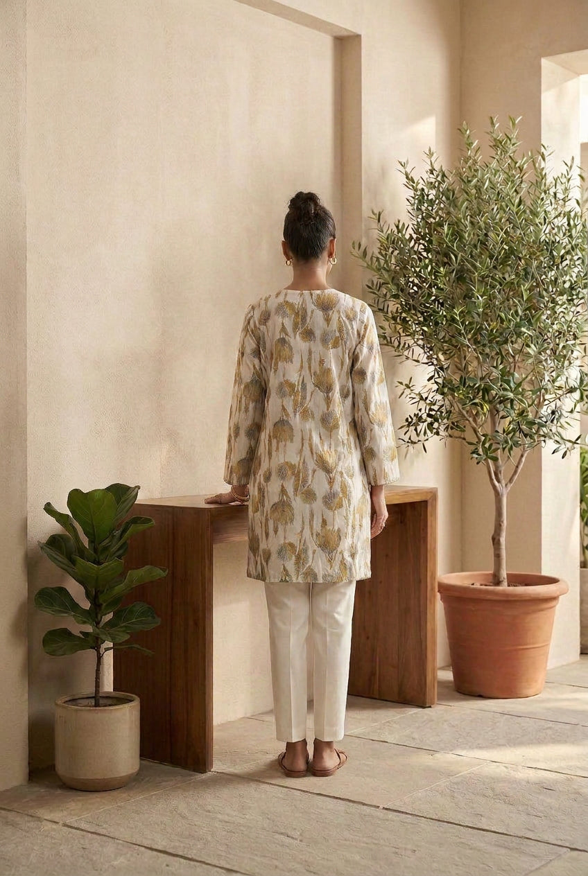 Women’s Floral Printed Kurti Top – Elegant Neutral Ethnic Wear
